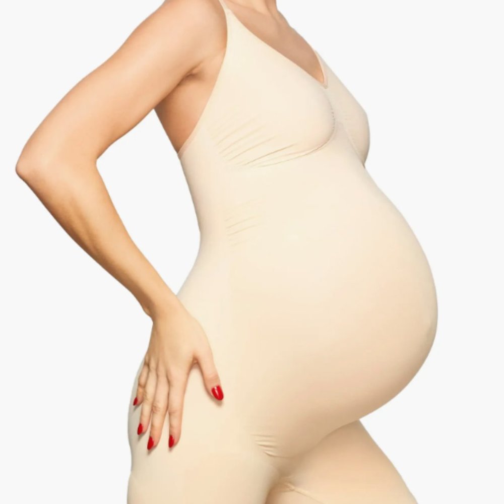 SKIMS Maternity Mid Thigh Sculpting Bodysuit in Sand (Size XXS/XS)